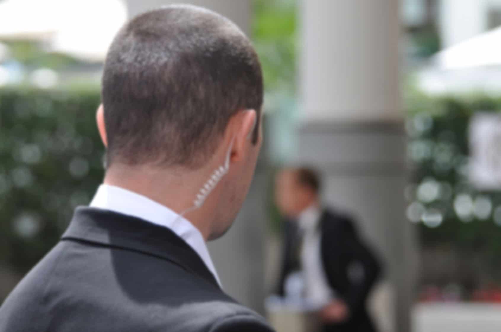 Agent de securite AGP en surveillance